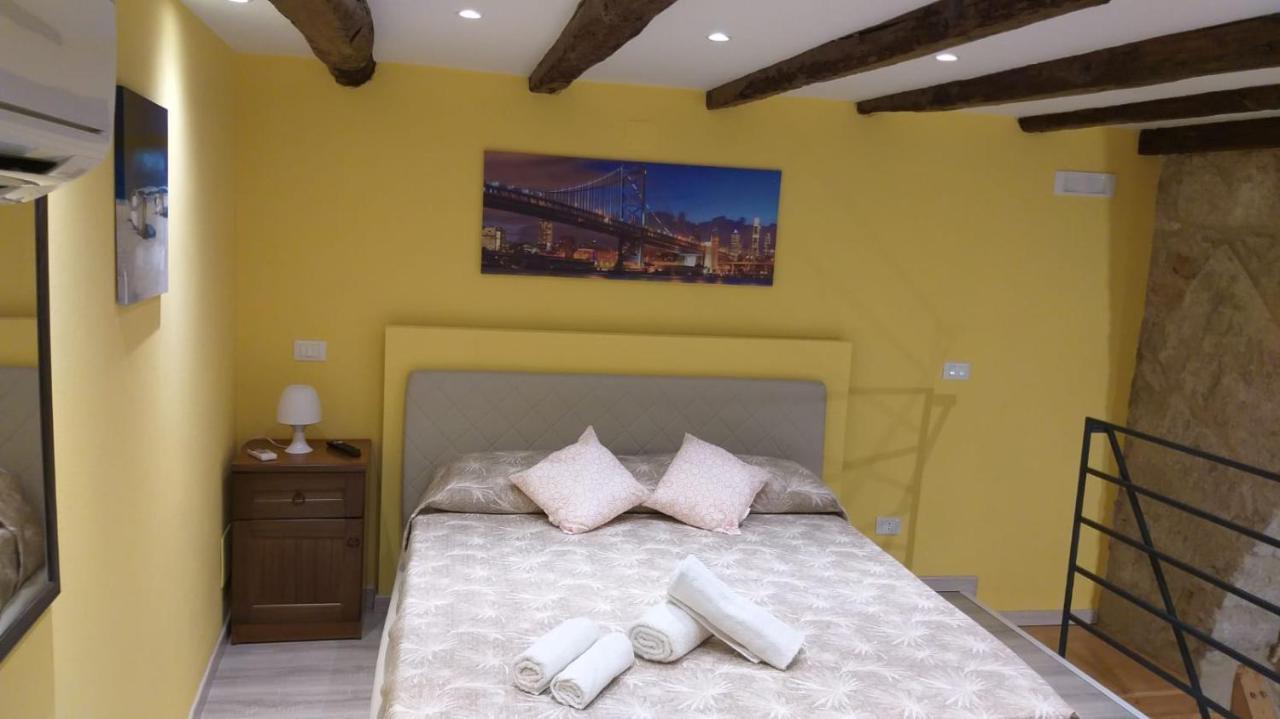 La Rosa Dei Venti " Ponente" Apartment Palermo Luaran gambar