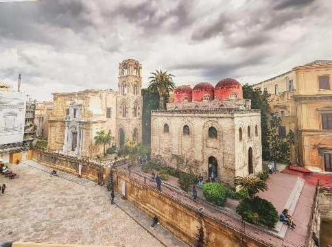 La Rosa Dei Venti " Ponente" Apartment Palermo Luaran gambar